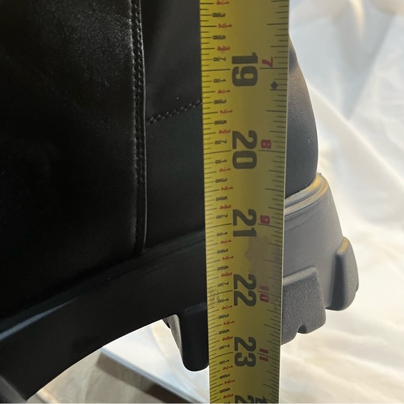 Bamboo over the knee chunky flat heel boots. Size 10 - Picture 5 of 10